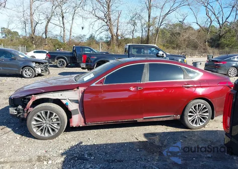2016 Hyundai Genesis 3.8 z USA, uszkodzony, nr VIN KMHGN4JE4GU115040